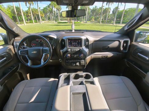 Used 2020 Chevrolet Silverado 1500 LT w/ All-Star Edition AWD/4WD image 10