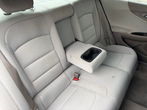 Used 2022 Chevrolet Malibu LT FWD image 30