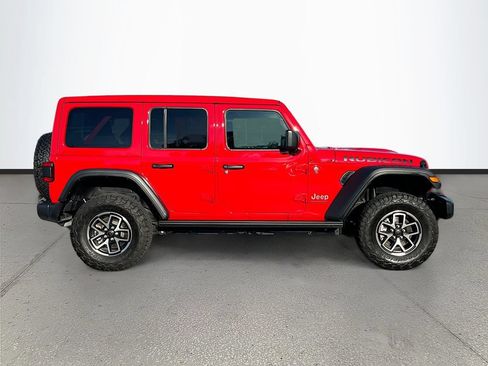 Certified 2025 Jeep Wrangler Unlimited Rubicon w/ Safety Group AWD/4WD image 8