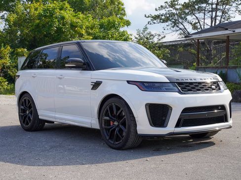 Used 2022 Land Rover Range Rover Sport SVR Carbon Edition AWD/4WD image 12