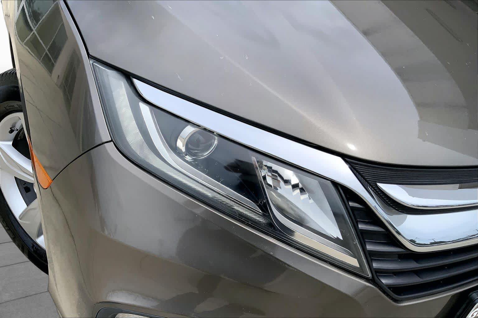 Used 2018 Honda Odyssey EX-L image 27