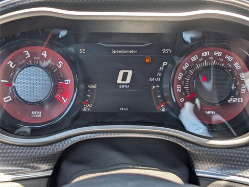 Used 2019 Dodge Challenger SRT Hellcat Redeye RWD image 39