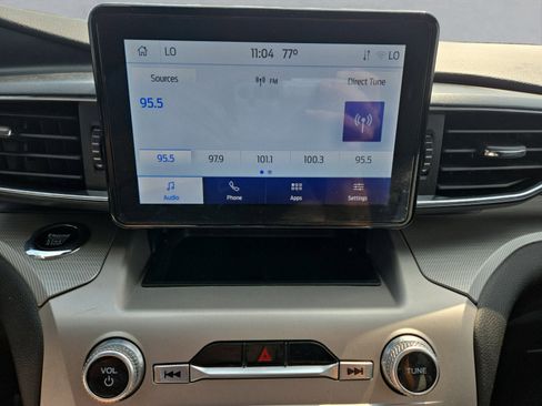 Certified 2023 Ford Explorer XLT w/ Equipment Group 202A image 18