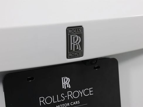 New 2025 Rolls-Royce Spectre Black Badge image 22