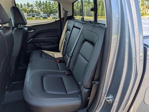 Used 2022 GMC Canyon AT4 w/ Trailering Package AWD/4WD image 17
