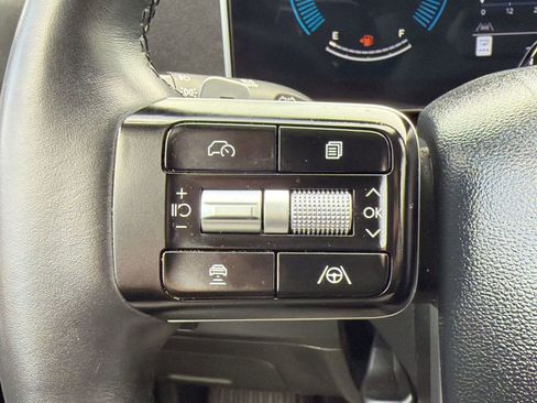 Used 2025 Hyundai Santa Fe SEL image 17