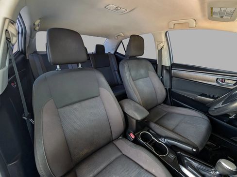 Used 2017 Toyota Corolla LE FWD image 21