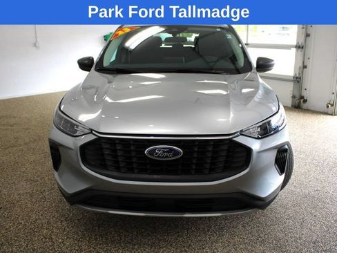 Used 2023 Ford Escape Active AWD/4WD image 8