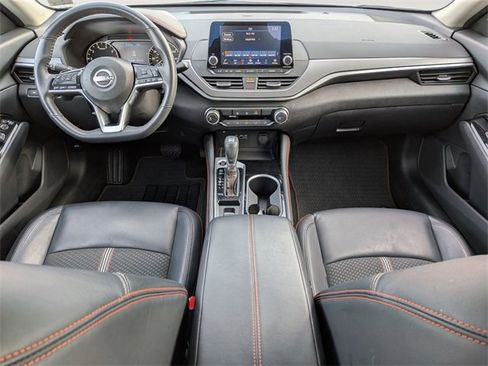 Certified 2024 Nissan Altima 2.5 SR image 31