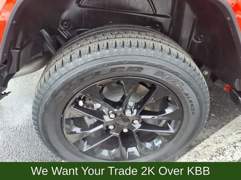 Used 2021 Jeep Wrangler Unlimited Sahara image 27