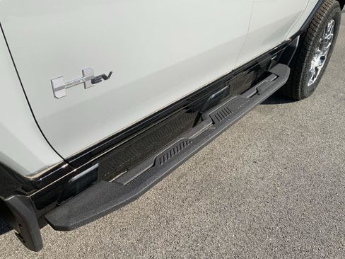 New 2025 GMC Hummer EV 3X AWD/4WD image 21