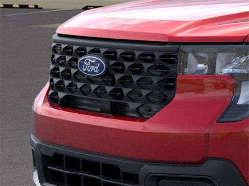 New 2025 Ford Maverick XLT w/ XLT Luxury Package image 18