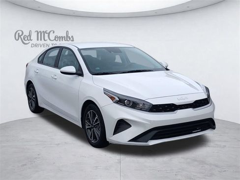 Used 2023 Kia Forte LXS FWD image 7