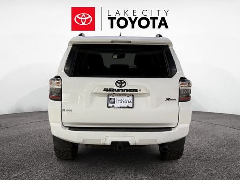 Used 2022 Toyota 4Runner SR5 Premium w/ Moonroof Package image 6