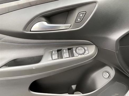 Certified 2024 Buick Envista Sport Touring w/ Convenience I Package image 21