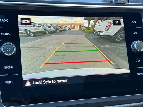 Used 2023 Volkswagen Tiguan SEL R-Line image 20