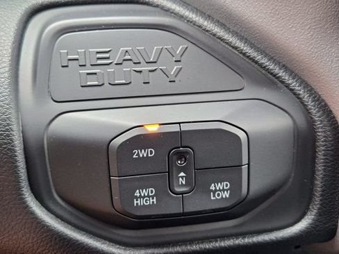 Certified 2026 RAM 2500 Big Horn AWD/4WD image 26