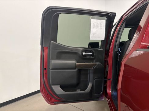 Used 2019 Chevrolet Silverado 1500 LT Trail Boss AWD/4WD image 34