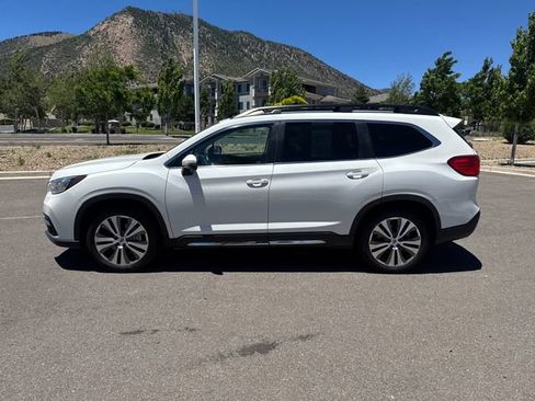 Used 2022 Subaru Ascent Limited w/ Technology Package AWD/4WD image 6