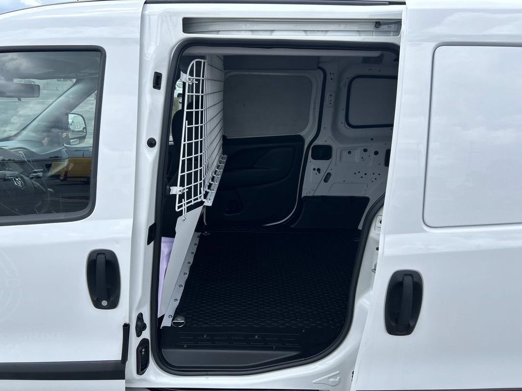 Used 2021 RAM ProMaster City Tradesman FWD image 20