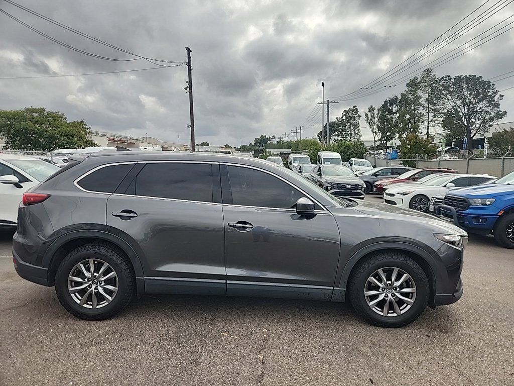 Used 2019 MAZDA CX-9 Touring w/ Touring Premium Package FWD image 17