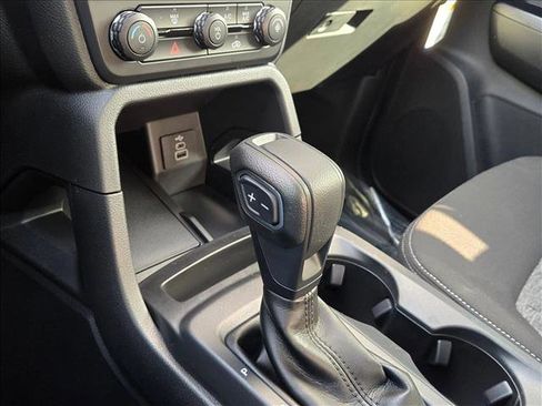 Used 2025 Ford Ranger XL image 13