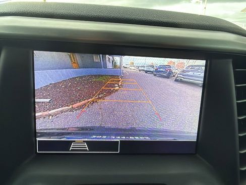 Used 2020 GMC Acadia SLE w/ Driver Convenience Package image 34