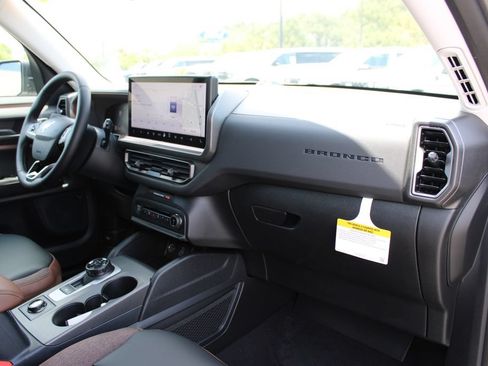 New 2026 Ford Bronco Sport Outer Banks w/ Outer Banks Tech Package+ AWD/4WD image 6