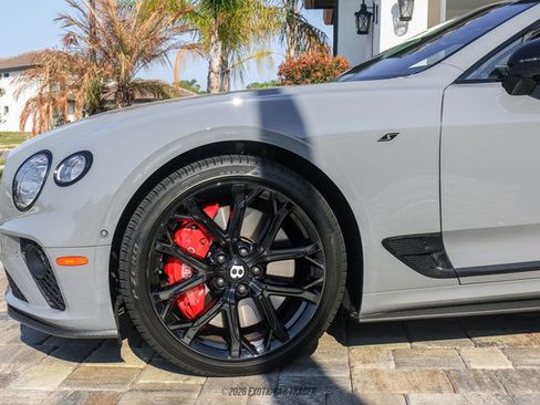 Used 2024 Bentley Continental GT S image 31