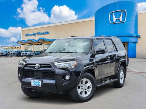 Used 2021 Toyota 4Runner SR5 RWD image 1
