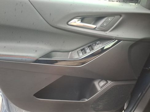 Used 2025 Chevrolet Equinox RS FWD image 23