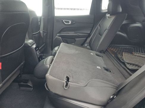 Used 2025 Jeep Compass Trailhawk w/ Sun & Sound Group image 8