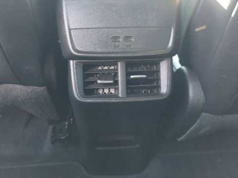 Used 2025 Chevrolet Equinox LT w/ Convenience Package II image 25