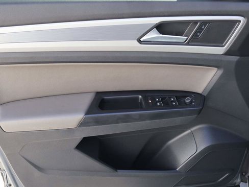 Used 2021 Volkswagen Atlas S image 7