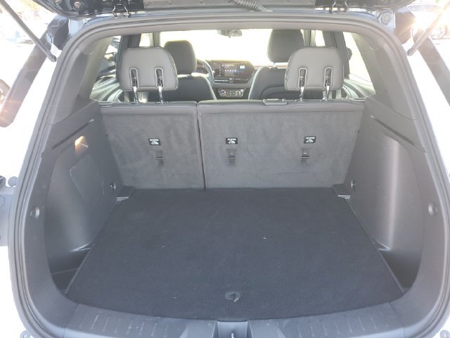 Used 2025 Chevrolet TrailBlazer RS w/ Driver Confidence Package FWD image 9
