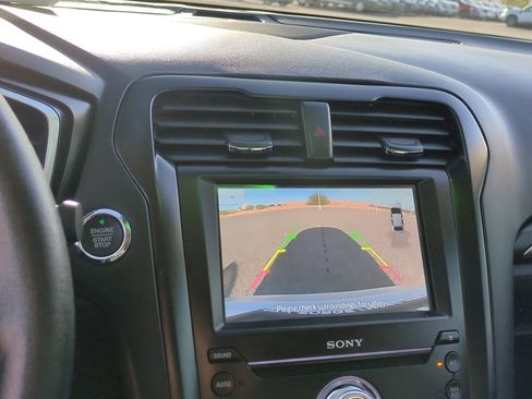 Used 2020 Ford Fusion Titanium image 25