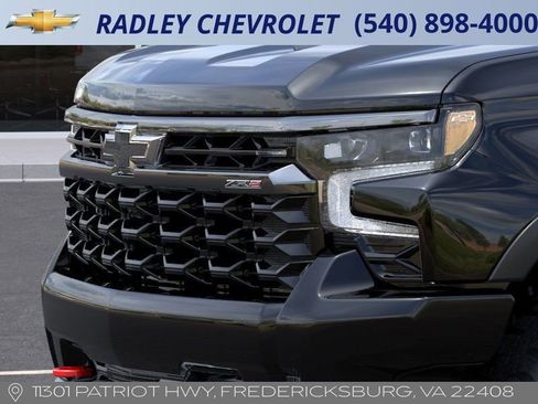 New 2026 Chevrolet Silverado 1500 ZR2 image 13