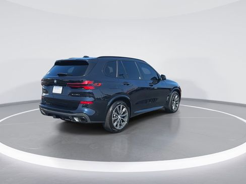 Used 2025 BMW X5 xDrive50e w/ M Sport Package AWD/4WD image 8