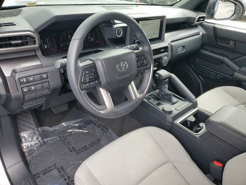 Used 2025 Toyota 4Runner SR5 image 7