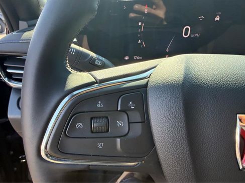 Used 2026 Buick Envista Sport Touring w/ Convenience II Package image 16