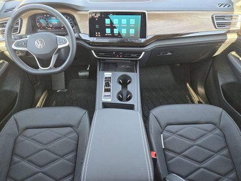New 2026 Volkswagen Atlas SE image 19