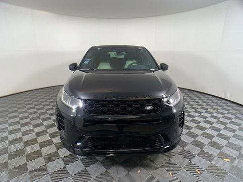 Certified 2025 Land Rover Discovery Sport Dynamic SE image 9