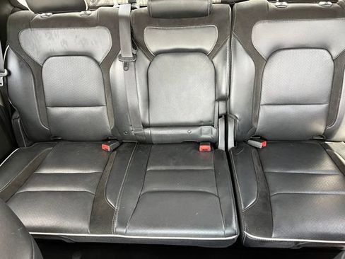Used 2025 RAM 1500 Laramie AWD/4WD image 18