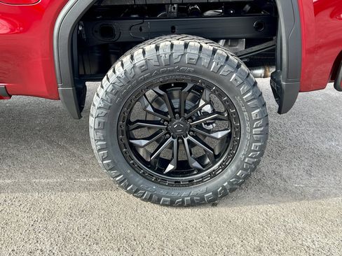 New 2026 GMC Sierra 1500 AT4 w/ AT4 Premium Package image 32