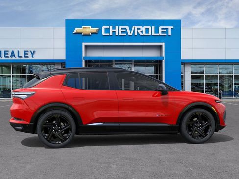 New 2025 Chevrolet Equinox EV RS image 5