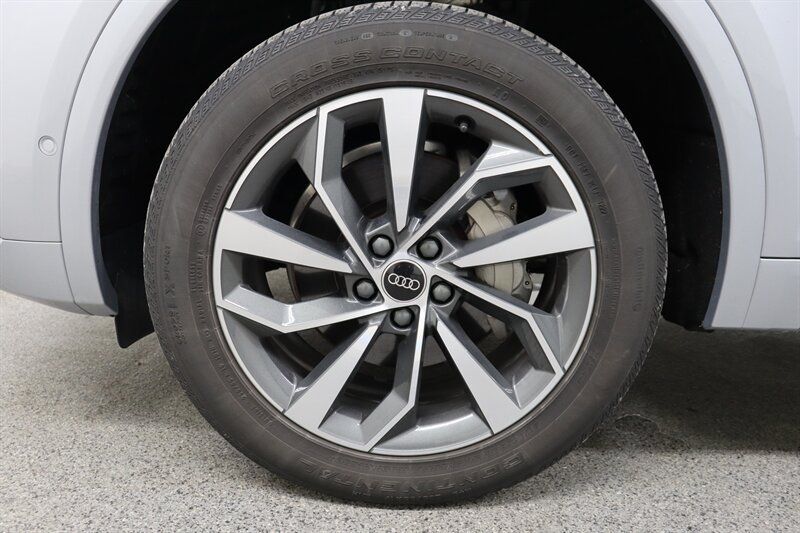 Used 2022 Audi Q5 2.0T Prestige AWD/4WD image 40