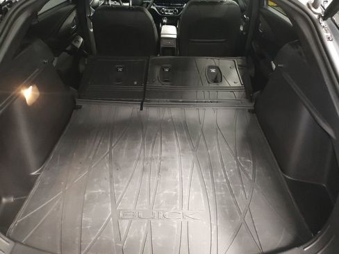 Used 2025 Buick Envista Sport Touring w/ Convenience I Package image 17