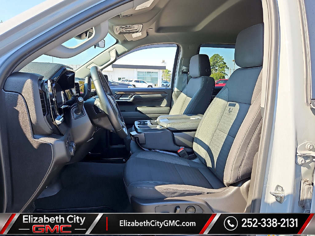 Used 2024 Chevrolet Silverado 1500 RST w/ Z71 Off-Road Package AWD/4WD image 14