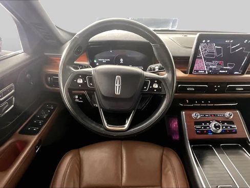 Used 2022 Lincoln Aviator Reserve w/ Equipment Group 201A AWD/4WD image 6