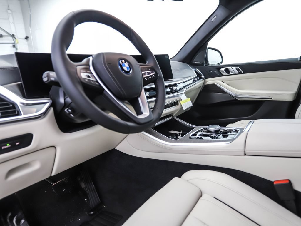 Used 2026 BMW X5 xDrive50e w/ Climate Comfort Package AWD/4WD image 10